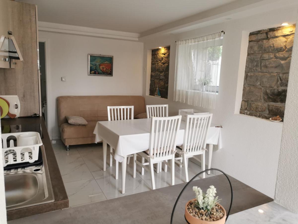 Apartma Kantina Анкаран Экстерьер фото